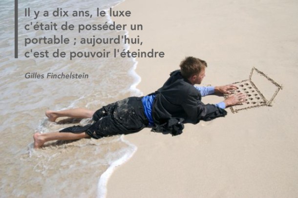 ordinateur-a-la-plage copie